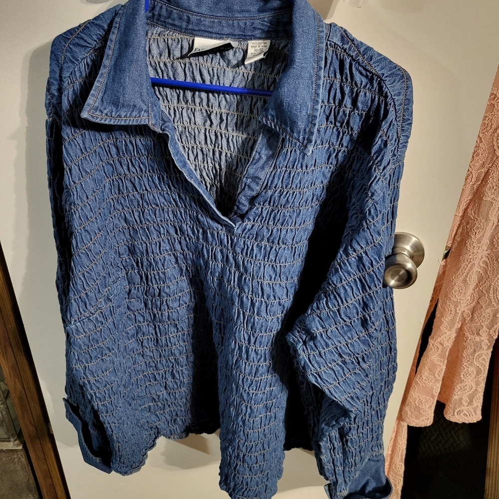 FASHION BUG RUCHED DENIM TOP PLUS SZ 30/32